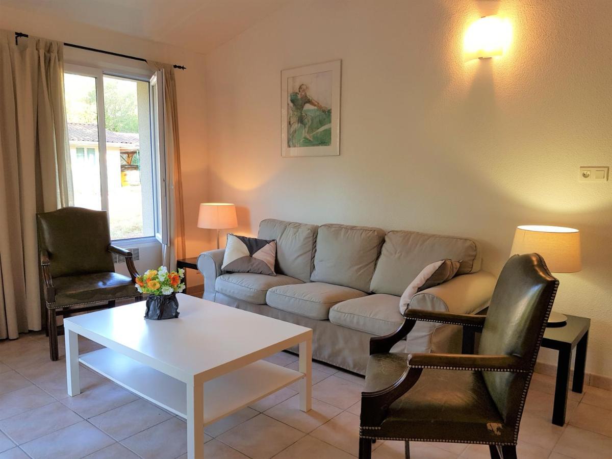 Etang Vallier Resort Brossac Екстериор снимка
