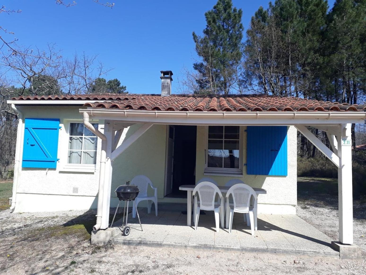 Etang Vallier Resort Brossac Екстериор снимка